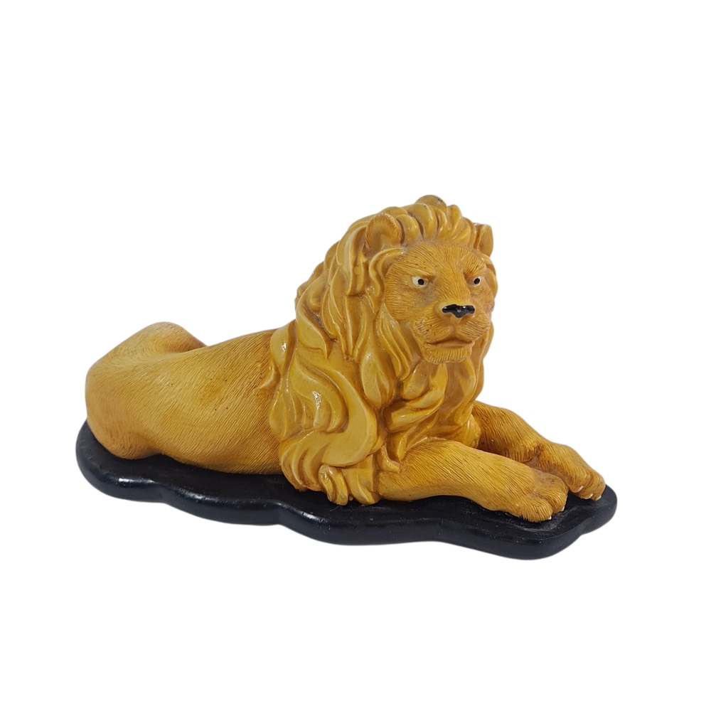 Vintage Heavy Resin Lion Figurine Laying Down With Black Footed Base